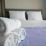 Apartment By The River 2 *