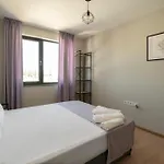 Apartment By The River 2 *