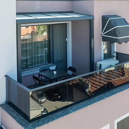 By The River 2 Apartment *