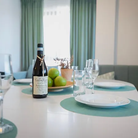 Apartment By The River 2 *